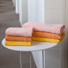 ASCIUGAMANI 3+3 IN SCATOLA SPUGNA 450 GRAMMI MQ 