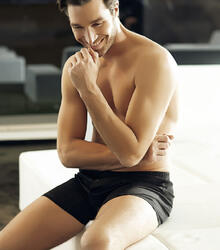 BOXER UOMO PETTINATO CON BOTTONCINO TINTA UNITA 