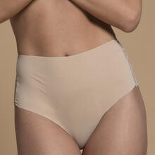 BRASILIANA VITA ALTA TAGLIO VIVO CON PIZZO POSTERIORE 