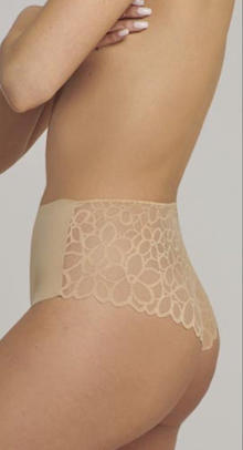 BRASILIANA VITA ALTA TAGLIO VIVO CON PIZZO POSTERIORE 