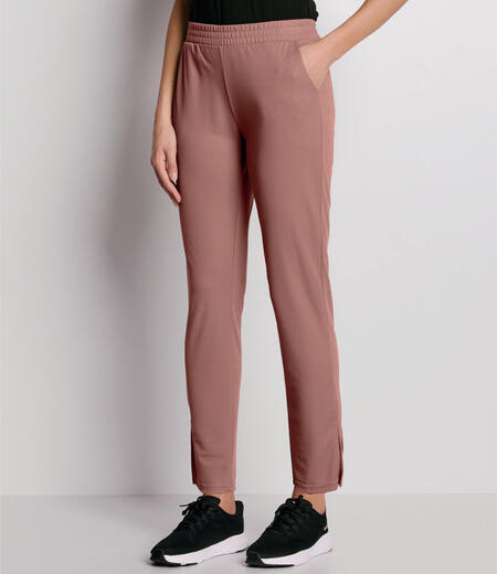 pantalone-a-sigaretta-con-spacchetto