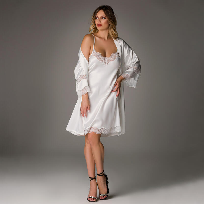 PARURE CAMICIA DA NOTTE+ VESTAGLIA RASO BuyBuy24 Abbilgiamento e Biancheria